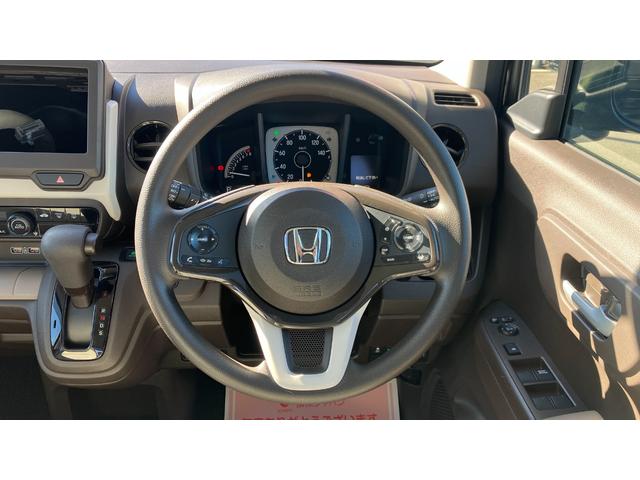 自ら操るハンドル！ドライバーの生命線です。お客様の目で実際にご確認ください！！