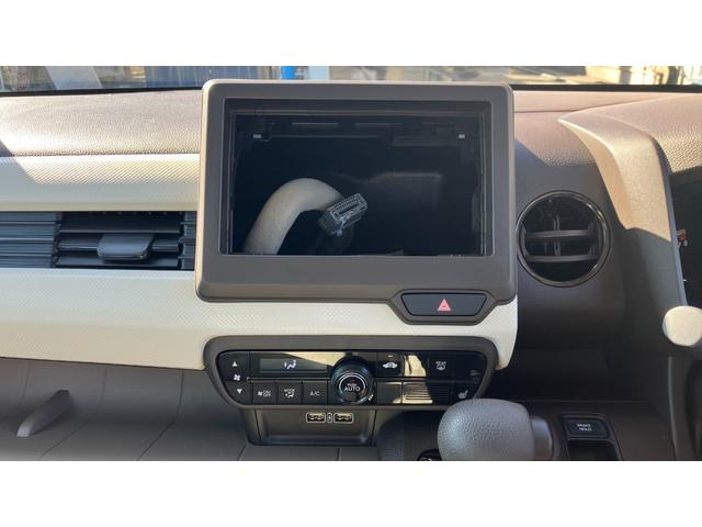 ナビやディスプレイオーディオを取り付けることで見たい情報へ簡単にアクセスすることができます♪