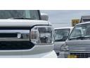 暗闇でも前方をくっきりと照らしてくれるライトです☆夜の運転でも安心ですね!