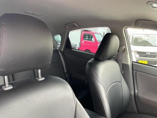 プリウス Ｇツーリングセレクション　ナビ　フルセグ　ＥＴＣ　バックカメラ　オートクルーズコントロール　スマートキー　プッシュスタート　エアコン　パワステ　パワーウィンドウ（30枚目）