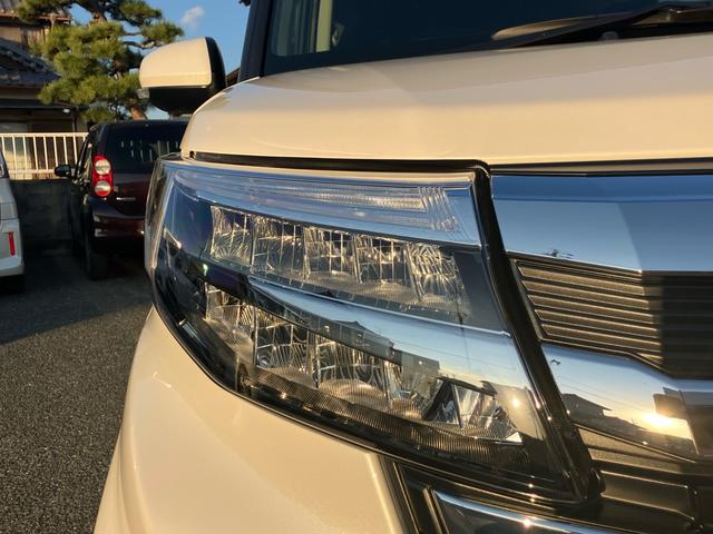 ルーミー カスタムＧ－Ｔ　両側電動ドア　純正ＳＤナビ　バックカメラ　スマートアシスト　レーダークルーズ　禁煙車　ＬＥＤヘッドライト　ビルトインＥＴＣ　オートエアコン　純正１５インチアルミ　Ｂｌｕｅｔｏｏｔｈ　ＣＤ（4枚目）