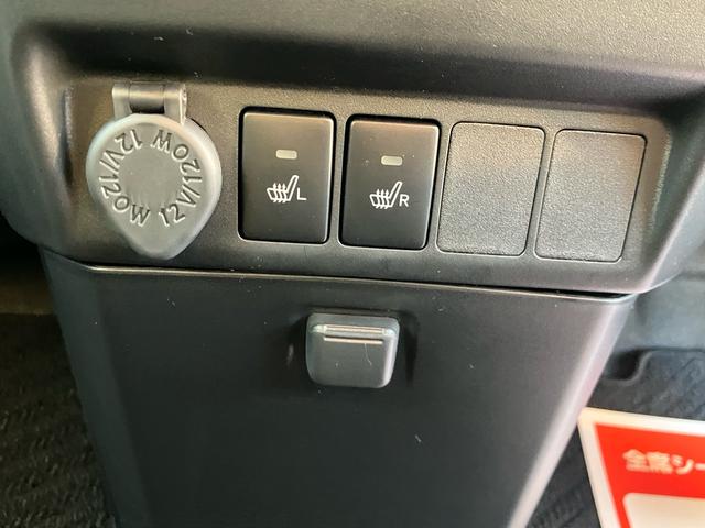 ルーミー カスタムＧ－Ｔ　両側電動ドア　純正ＳＤナビ　バックカメラ　スマートアシスト　レーダークルーズ　禁煙車　ＬＥＤヘッドライト　ビルトインＥＴＣ　オートエアコン　純正１５インチアルミ　Ｂｌｕｅｔｏｏｔｈ　ＣＤ（56枚目）