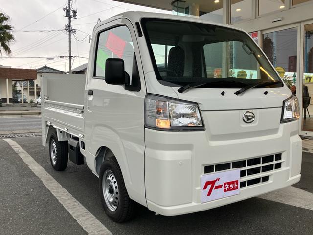 ハイゼットトラック 垂直式テールリフト　３方開　４ＷＤ　禁煙車　登録済未使用車　４ＷＤ　エアコンクーラー　パワステ　アイドリングストップ　衝突被害軽減ブレーキ　アクセル踏み間違い防止装置（3枚目）