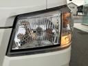 ハイゼットトラック 垂直式テールリフト　３方開　４ＷＤ　禁煙車　登録済未使用車　４ＷＤ　エアコンクーラー　パワステ　アイドリングストップ　衝突被害軽減ブレーキ　アクセル踏み間違い防止装置（5枚目）