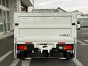 垂直式テールリフト　３方開　４ＷＤ　禁煙車　登録済未使用車　４ＷＤ　エアコンクーラー　パワステ　アイドリングストップ　衝突被害軽減ブレーキ　アクセル踏み間違い防止装置（11枚目）