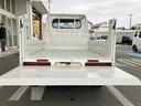 垂直式テールリフト　３方開　４ＷＤ　禁煙車　登録済未使用車　４ＷＤ　エアコンクーラー　パワステ　アイドリングストップ　衝突被害軽減ブレーキ　アクセル踏み間違い防止装置（14枚目）