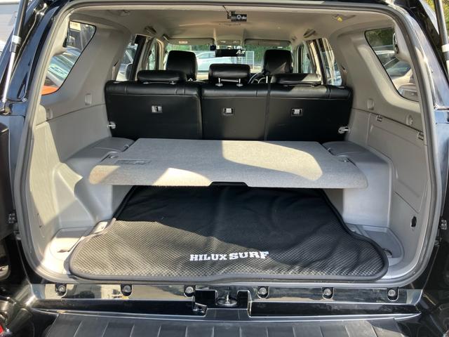 ハイラックスサーフ ＳＳＲ－Ｘリミテッド　４ＷＤ　Ｂｌｕｅｔｏｏｔｈ　フルセグＴＶ　　ナビ　キーレス　ドライブレコーダー　ドアバイザー　フロアマット　アルミホイール　ＥＴＣ　ワンオーナー（32枚目）