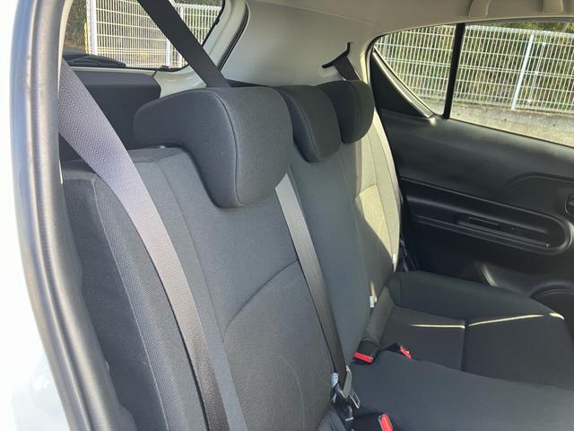 アクア Ｓスタイルブラック　走行２．６万キロ　ワンオーナー　ナビＴＶ　シートヒーター　ＥＴＣ　キーフリー　プッシュスタート　スペアキー（43枚目）