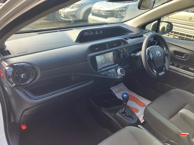 アクア Ｓスタイルブラック　走行２．６万キロ　ワンオーナー　ナビＴＶ　シートヒーター　ＥＴＣ　キーフリー　プッシュスタート　スペアキー（59枚目）