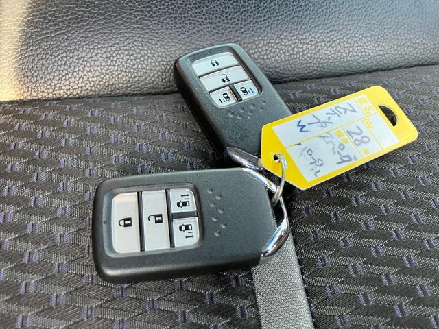 ステップワゴンスパーダ スパーダ・クールスピリット ホンダセンシング 9インチナビ 両側パワースライドドア ドライブレコーダー ETC スマートキー ドアバイザー 7人乗り バックカメラ フルセグTV Bluetooth(31枚目)