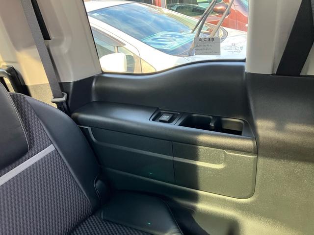 ステップワゴンスパーダ スパーダ・クールスピリット ホンダセンシング 9インチナビ 両側パワースライドドア ドライブレコーダー ETC スマートキー ドアバイザー 7人乗り バックカメラ フルセグTV Bluetooth(34枚目)