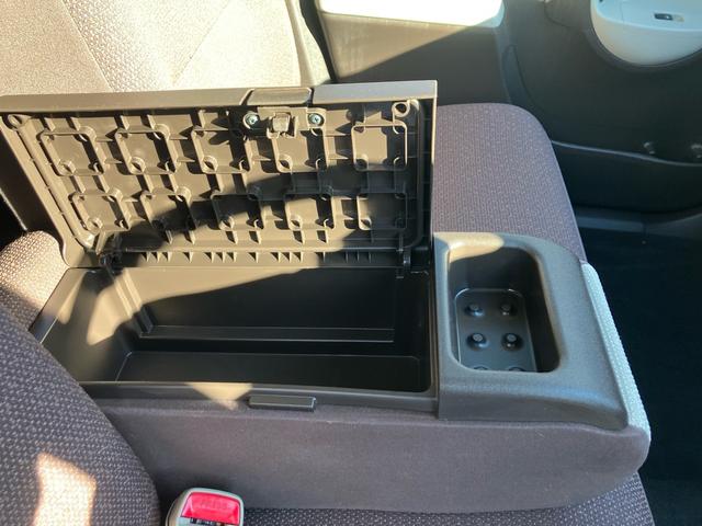 パッソ プラスハナ Cパッケージ スマートキー バックカメラ ドアバイザー フロアマット ETC 電動格納ミラー(19枚目)