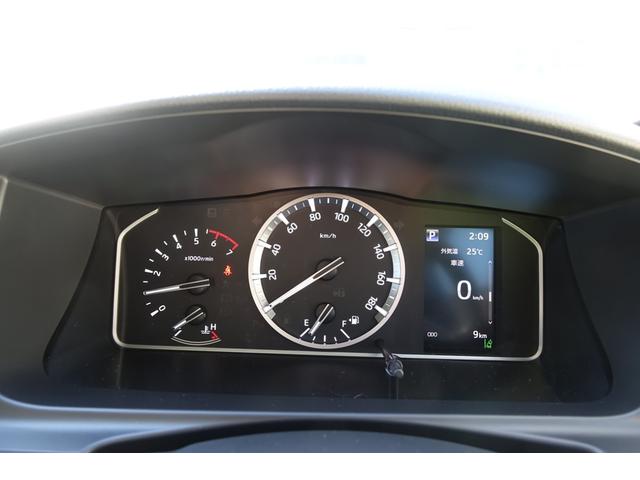 ハイエースバン ロングワイドスーパーGL 登録済み未使用車 4WD アースカラーパッケージ パノラミックビューモニター 寒冷地仕様 プリクラッシュセーフティー レーンディパーチャーアラート パーキングサポート LEDフォグ(13枚目)