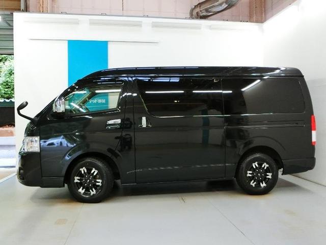 ハイエースワゴン GL ワンオーナー 衝突被害軽減システム 横滑り防止機能 ABS エアバッグ 盗難防止装置 バックカメラ 後席モニター ETC ドラレコ ミュージックプレイヤー接続可 CD スマートキー キーレス フル装備(5枚目)