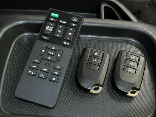 ハイエースワゴン GL ワンオーナー 衝突被害軽減システム 横滑り防止機能 ABS エアバッグ 盗難防止装置 バックカメラ 後席モニター ETC ドラレコ ミュージックプレイヤー接続可 CD スマートキー キーレス フル装備(20枚目)
