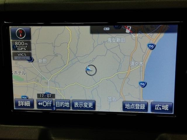 フルセグのベーシックなタイプのナビが装備されています。