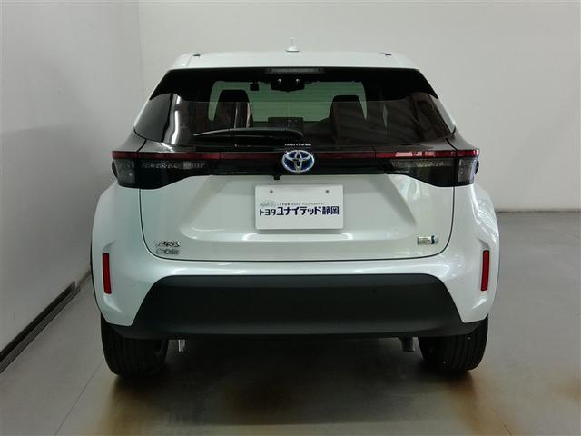 ヤリスクロス ハイブリッドＺ　ハイブリッド　ワンオーナー　電動シート　安全装備　衝突被害軽減システム　横滑り防止機能　ＡＢＳ　エアバッグ　オートクルーズコントロール　盗難防止装置　ＴＶ　バックカメラ　ＥＴＣ　ドラレコ　スマートキー（4枚目）