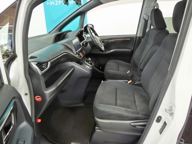 ヴォクシー ハイブリッドＶ　ハイブリッド　ワンオーナー　横滑り防止機能　ＡＢＳ　エアバッグ　オートクルーズコントロール　盗難防止装置　バックカメラ　後席モニター　ＥＴＣ　ドラレコ　ミュージックプレイヤー接続可　ＣＤ　スマートキー（33枚目）