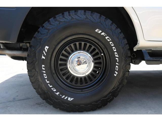 2.7 TX リミテッド 4WD 丸目換装 ペッパーホワイト(18枚目)
