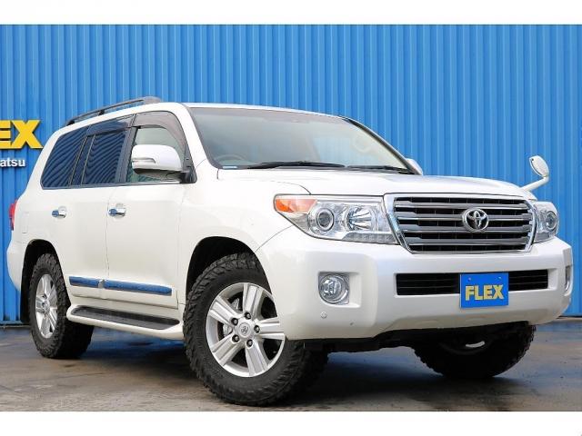 TOYOTA LAND CRUISER ZX | 2015 | PEARL | 42000 km | details TOYOTA LAND CRUISER ZX | 2015 | PEARL | 42000 km | details