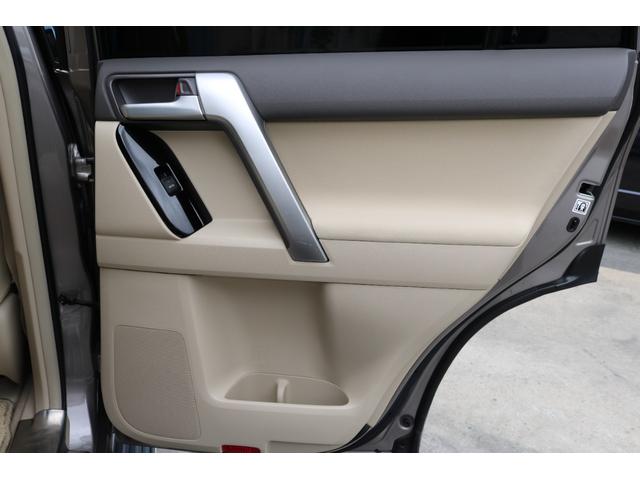 ランドクルーザープラド ＴＸ　アバンギャルドブロンズメタリック　ワンオーナー　新品デルタフォース１７インチＡＷ　新品ジオランダータイヤ　新品２インチリフトアップ　寒冷地仕様　純正９インチナビ　Ｂカメラ　ＥＴＣ　前後ドラレコ（38枚目）