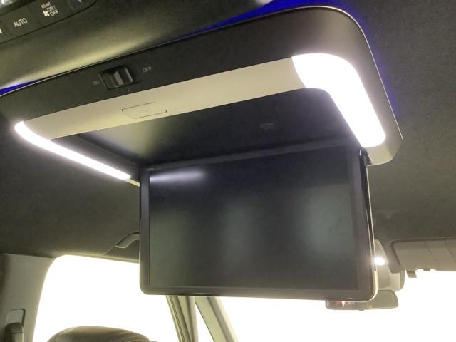 ステップワゴン e:HEVスパーダプレミアムライン HSENSING新車保証試乗車ワンオ-ナ- マルチカメラ Pテールゲート Wエアコン 両側自動ドア Fセグ USB接続 クルーズC 助手席エアバッグ スマートK シ-トヒ-タ- DVD再生 キーフリー(2枚目)