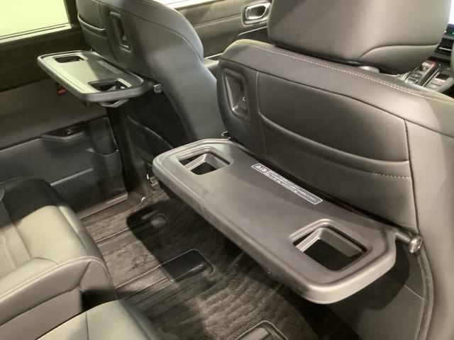 ステップワゴン e:HEVスパーダプレミアムライン HSENSING新車保証試乗車ワンオ-ナ- マルチカメラ Pテールゲート Wエアコン 両側自動ドア Fセグ USB接続 クルーズC 助手席エアバッグ スマートK シ-トヒ-タ- DVD再生 キーフリー(32枚目)