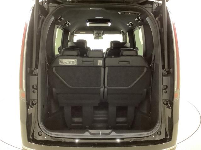 ステップワゴン e:HEVスパーダプレミアムライン HSENSING新車保証試乗車ワンオ-ナ- マルチカメラ Pテールゲート Wエアコン 両側自動ドア Fセグ USB接続 クルーズC 助手席エアバッグ スマートK シ-トヒ-タ- DVD再生 キーフリー(36枚目)