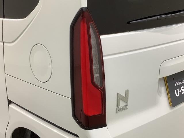 Ｎ－ＢＯＸ ベースグレード　ＨＳＥＮＳＩＮＧ新車保証試乗車ワンオ－ナ－　衝突軽減システム　スマートキ－　フルフラットシート　カーテンエアバック　イモビライザー　横滑り防止　オートクルーズ　ＬＥＤヘッドライト　キーフリー　地デジ（45枚目）