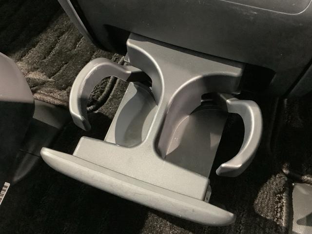 オデッセイハイブリッド e:HEVアブソルート・EX HSENSING 革シ-ト 新車保証 試乗車 レザーシート パワーゲート クルコン パワ-シ-ト 両側自動スライドドア ワンオーナー Rカメラ スマートキー エアバック フルセグTV シートヒーター(27枚目)