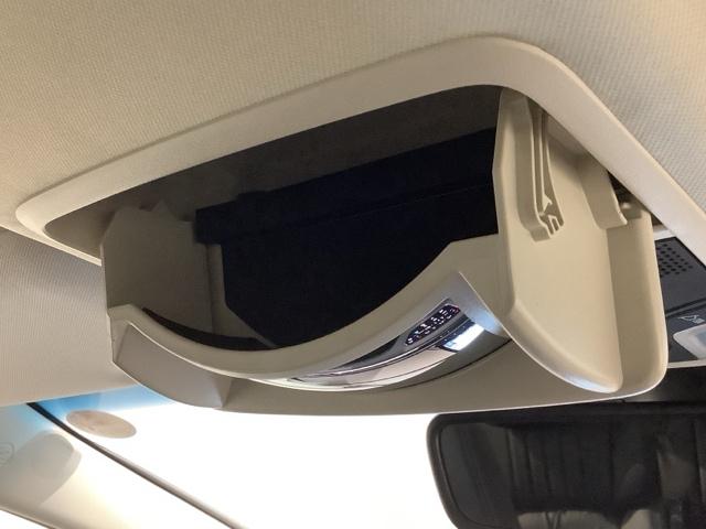 オデッセイハイブリッド e:HEVアブソルート・EX HSENSING 革シ-ト 新車保証 試乗車 レザーシート パワーゲート クルコン パワ-シ-ト 両側自動スライドドア ワンオーナー Rカメラ スマートキー エアバック フルセグTV シートヒーター(30枚目)
