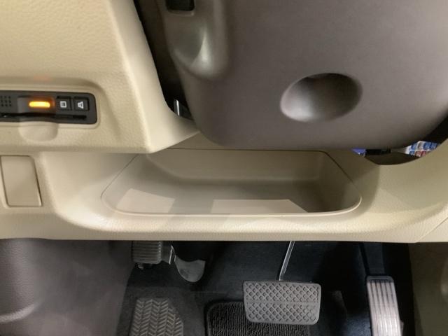 N-BOX Gホンダセンシング 最長5年保証ナビTVRカメラDVD 盗難防止システム Dレコ ETC付 フルフラットシート スマキー LED DVD再生機能 横滑り防止 パワーウィンドウ AAC 地デジTV ベンチシート クルコン(24枚目)