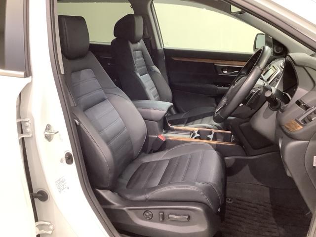 ＣＲ－Ｖハイブリッド ｅ：ＨＥＶＥＸ　ＨＳＥＮＳＩＮＧ　最長５年保証　ワンオ－ナ－　純正ナビＶＲＵ－２２５ＣＶＩ　ＴＶ　Ｒカメラ　ＣＤ録音　ＢＴオーディオ　ＤＶＤ　ＥＴＣ　ＬＥＤライト　フォグライト　ＶＳＡ　クルコン　アルミ　１オーナー（17枚目）