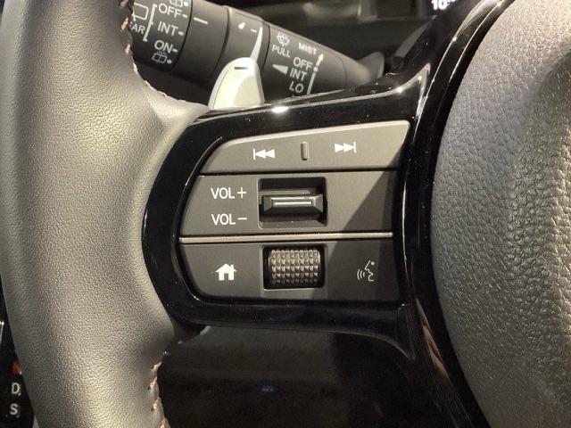 Ｎ－ＢＯＸカスタム ターボ　Ｈ　ＳＥＮＳＩＮＧ　新車保証　試乗車　ワンオ－ナ－　ナビＬＸＵ－２４２ＮＢｉ　ＴＶ　Ｒカメラ　ＣＤ録音　ＢＴオ－ディオ　ＤＶＤ　シ－トヒ－タ－　ＥＴＣ　ＬＥＤライト　両側電動ドア　ＶＳＡ　スマ－トキ－（10枚目）