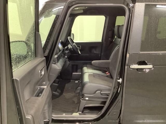 Ｎ－ＢＯＸカスタム ターボ　Ｈ　ＳＥＮＳＩＮＧ　新車保証　試乗車　ワンオ－ナ－　ナビＬＸＵ－２４２ＮＢｉ　ＴＶ　Ｒカメラ　ＣＤ録音　ＢＴオ－ディオ　ＤＶＤ　シ－トヒ－タ－　ＥＴＣ　ＬＥＤライト　両側電動ドア　ＶＳＡ　スマ－トキ－（30枚目）