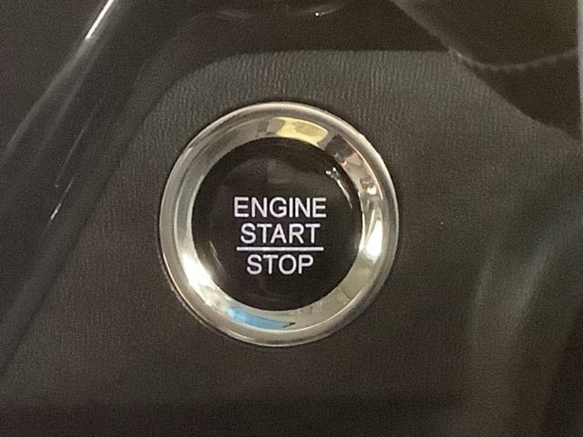 ステップワゴンスパーダ スパーダ・クールスピリットホンダセンシング　１年保証　ナビＶＸＭ－１７５ＶＦＮｉ　ＴＶ　Ｒカメラ　ＣＤ録音　ＤＶＤ　ＥＴＣ　ＬＥＤライト　両側電動ドア　ＶＳＡ　シ－トヒ－タ－　クルコン　アルミ　スマ－トキ－　盗難防止装置　整備記録簿　ＡＡＣ（15枚目）