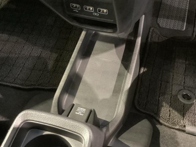 Ｎ－ＯＮＥ プレミアム　Ｈ　ＳＥＮＳＩＮＧ　新車保証　試乗車　ワンオ－ナ－　ナビＶＸＭ－２４５ＺＦＥｉ　ＴＶ　Ｒカメラ　ＢＴオ－ディオ　シ－トヒ－タ－　ＥＴＣ　ＬＥＤライト　ＶＳＡ　クルコン　アルミ　スマ－トキ－　整備記録簿（25枚目）