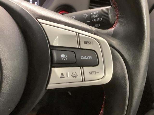 フィット ｅ：ＨＥＶホーム２０周年特別仕様車カーサ　Ｈ　ＳＥＮＳＩＮＧ　最長５年保証　ワンオ－ナ－　ナビＶＸＵ－２２５ＦＴｉ　ＴＶ　Ｒカメラ　ＣＤ録音　ＢＴオ－ディオ　ＤＶＤ　ＥＴＣ　ＬＥＤライト　ＶＳＡ　シ－トヒ－タ－　クルコン　アルミ　スマ－トキ－（11枚目）