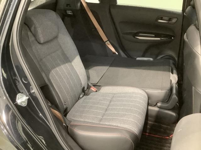 フィット ｅ：ＨＥＶホーム２０周年特別仕様車カーサ　Ｈ　ＳＥＮＳＩＮＧ　最長５年保証　ワンオ－ナ－　ナビＶＸＵ－２２５ＦＴｉ　ＴＶ　Ｒカメラ　ＣＤ録音　ＢＴオ－ディオ　ＤＶＤ　ＥＴＣ　ＬＥＤライト　ＶＳＡ　シ－トヒ－タ－　クルコン　アルミ　スマ－トキ－（30枚目）