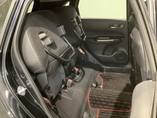 フィット ｅ：ＨＥＶホーム２０周年特別仕様車カーサ　Ｈ　ＳＥＮＳＩＮＧ　最長５年保証　ワンオ－ナ－　ナビＶＸＵ－２２５ＦＴｉ　ＴＶ　Ｒカメラ　ＣＤ録音　ＢＴオ－ディオ　ＤＶＤ　ＥＴＣ　ＬＥＤライト　ＶＳＡ　シ－トヒ－タ－　クルコン　アルミ　スマ－トキ－（33枚目）