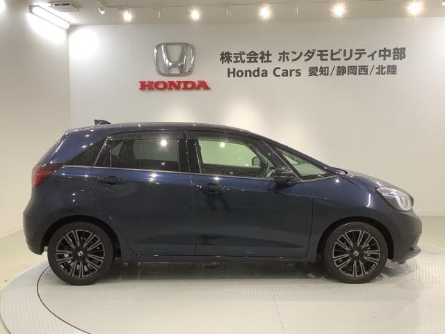 フィット ｅ：ＨＥＶホーム２０周年特別仕様車カーサ　Ｈ　ＳＥＮＳＩＮＧ　最長５年保証　ワンオ－ナ－　ナビＶＸＵ－２２５ＦＴｉ　ＴＶ　Ｒカメラ　ＣＤ録音　ＢＴオ－ディオ　ＤＶＤ　ＥＴＣ　ＬＥＤライト　ＶＳＡ　シ－トヒ－タ－　クルコン　アルミ　スマ－トキ－（51枚目）