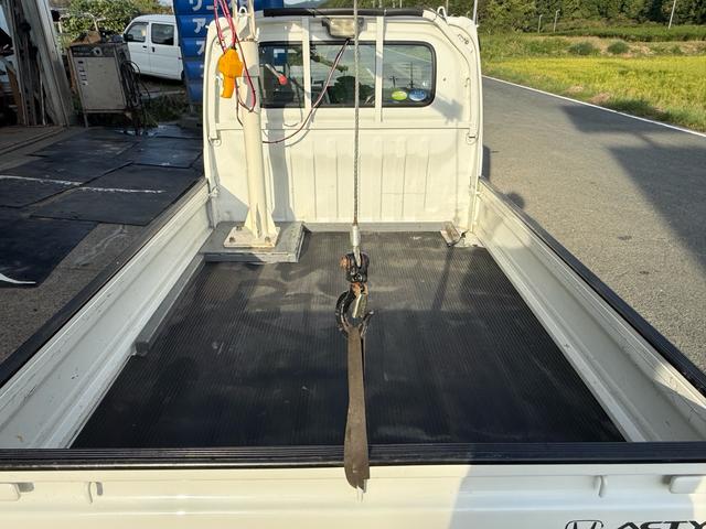 アクティトラック ＳＤＸ　４ＷＤ　２５０ＫＧ吊り簡易クレーン付き　構造変更済　エアコン　パワステ　５速ＭＴ（39枚目）