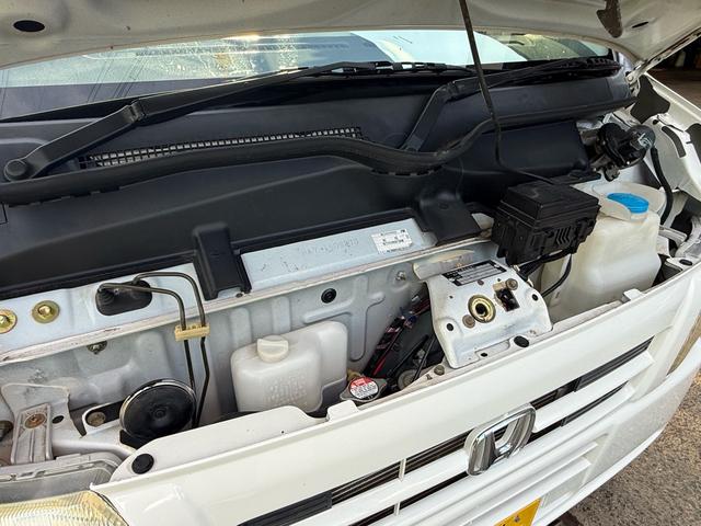 アクティトラック ＳＤＸ　４ＷＤ　２５０ＫＧ吊り簡易クレーン付き　構造変更済　エアコン　パワステ　５速ＭＴ（40枚目）