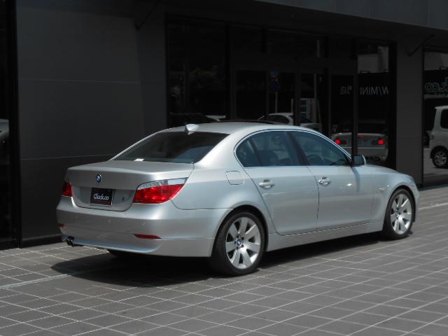 550i 黒革シート サンルーフ 純正18インチアルミ(7枚目)