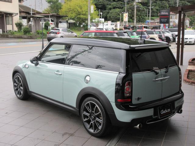 ＭＩＮＩ クーパーＳ　クラブマン　当社カスタム車両　ＣＡＢＡＮＡ　ベイズウォーター専用１７インチアルミ　カロッツェリアＨＤＤナビ　フルセグＴＶ　ＤＶＤ再生　ミュージックサーバー　Ｂｌｕｅｔｏｏｔｈ対応　地図データ２０２１年度（8枚目）