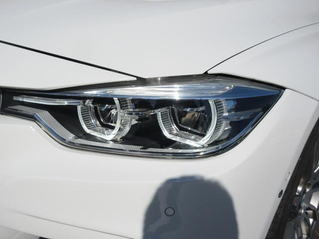 ３シリーズ ３２０ｉ　Ｍスポーツ　後期　ＬＥＤヘッドライト　ヘッドアップディスプレイ　Ｍパフォーマンスエアロ　ＯＰＭ１９インチアルミ　ローダウン　純正ＨＤＤナビ　ＤＶＤ再生　ミュージックサーバー　バックカメラ　パドルシフト　ＥＴＣ（5枚目）