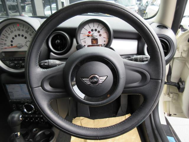 ＭＩＮＩ クーパー　カロッツェリアＨＤＤナビ　フルセグＴＶ　ＤＶＤ再生　Ｂｌｕｅｔｏｏｔｈ対応フルセグ　バックカメラ　純正１６インチアルミ　キセノンヘッドライト　ＥＴＣ（21枚目）
