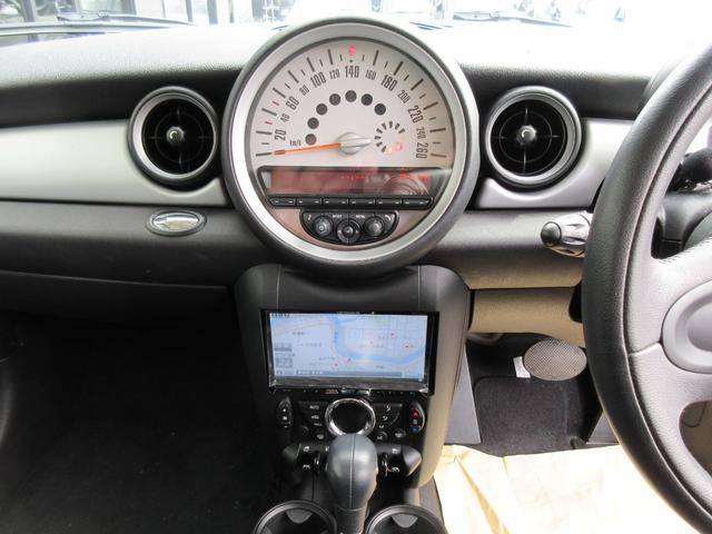 ＭＩＮＩ クーパー　カロッツェリアＨＤＤナビ　フルセグＴＶ　ＤＶＤ再生　Ｂｌｕｅｔｏｏｔｈ対応フルセグ　バックカメラ　純正１６インチアルミ　キセノンヘッドライト　ＥＴＣ（22枚目）