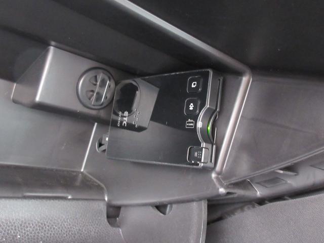 ＭＩＮＩ クーパー　カロッツェリアＨＤＤナビ　フルセグＴＶ　ＤＶＤ再生　Ｂｌｕｅｔｏｏｔｈ対応フルセグ　バックカメラ　純正１６インチアルミ　キセノンヘッドライト　ＥＴＣ（24枚目）