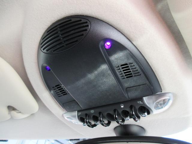 ＭＩＮＩ クーパー　キセノンヘッドライト　純正１６インチアルミ　カロツェリアＨＤＤナビ　フルセグＴＶ　ＤＶＤ再生　ミュージックサーバー　Ｂｌｕｅｔｏｏｔｈ対応　バックカメラ　ＥＴＣ（33枚目）